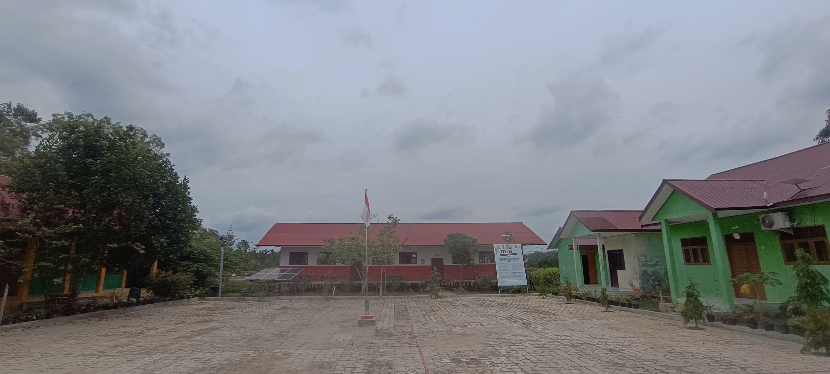 SDN 013 Teluk Lombok